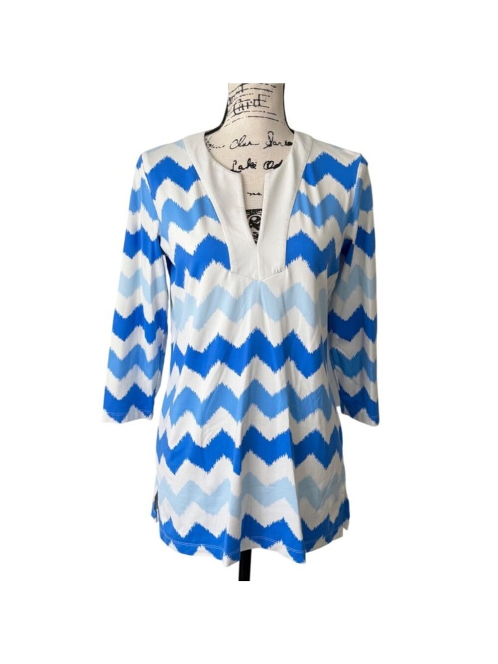J. McLaughlin Womens Size S Tunic Blue White Chevron Top Catalina Cloth